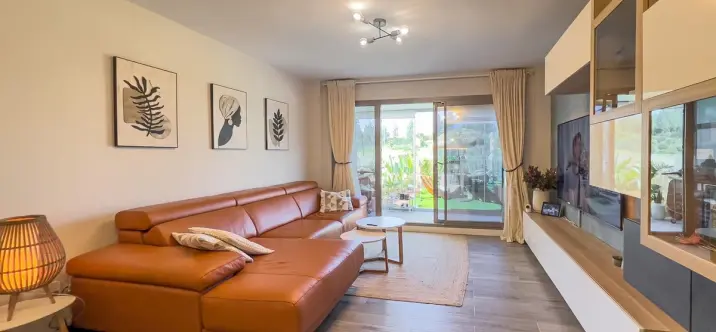 Продажа апартаментов на первом этаже в El Chaparral 3