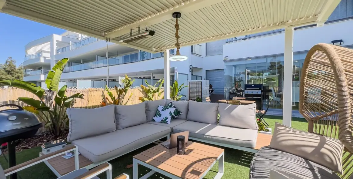 Продажа апартаментов на первом этаже в El Chaparral 16