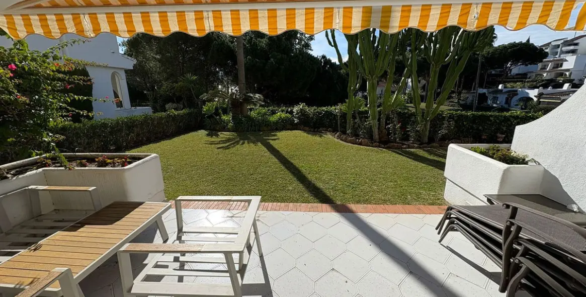 Sale of semi-detached house in Miraflores 4