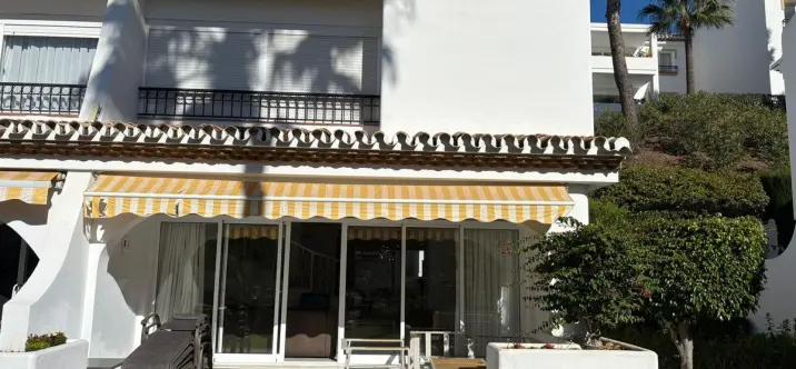 Sale of semi-detached house in Miraflores 4