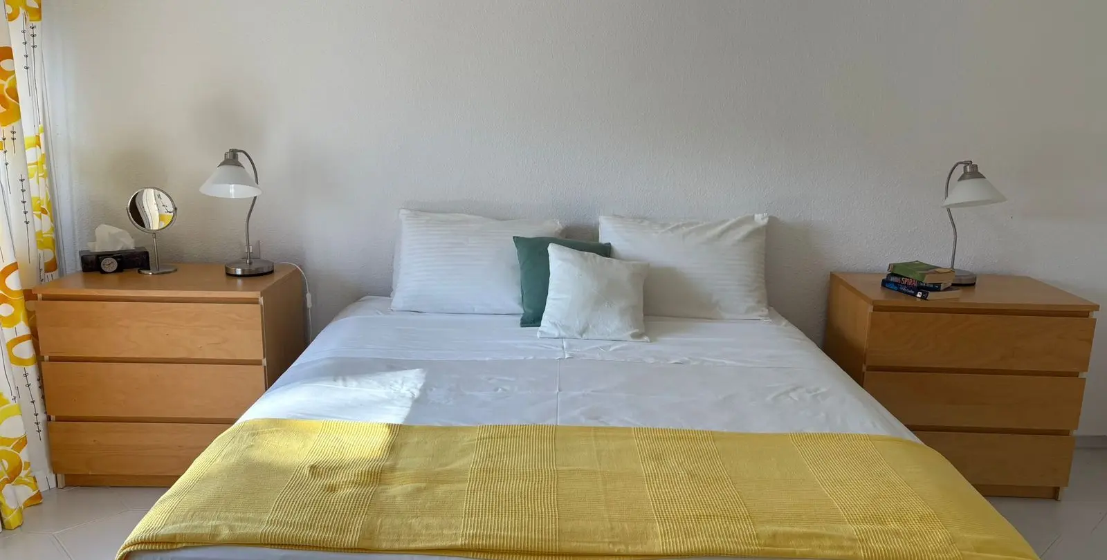 Venta de casa pareada en Miraflores 25