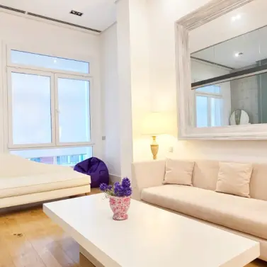 Продажа апартаментов на среднем этаже в Málaga Centro