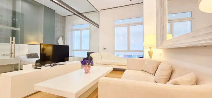 Продажа апартаментов на среднем этаже в Málaga Centro 4