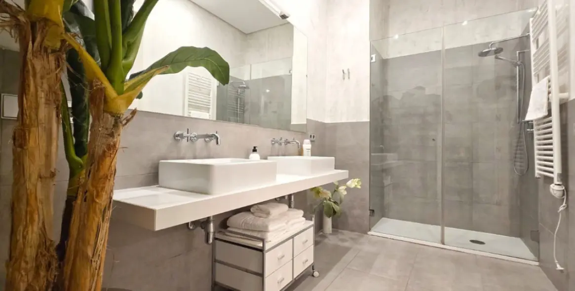 Venta de apartamento en planta media en Málaga Centro 24