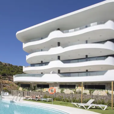 Продажа апартаментов на первом этаже в Benalmadena