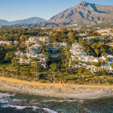 Продажа апартаментов на среднем этаже в The Golden Mile