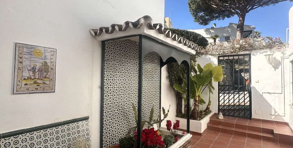 Продажа таунхауса в Aloha 14