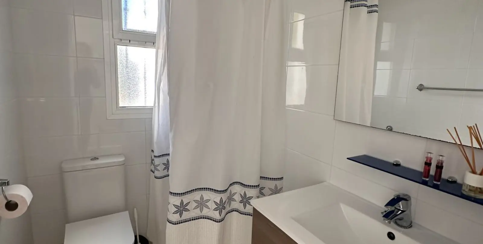 Sale of townhouse in Aloha 15