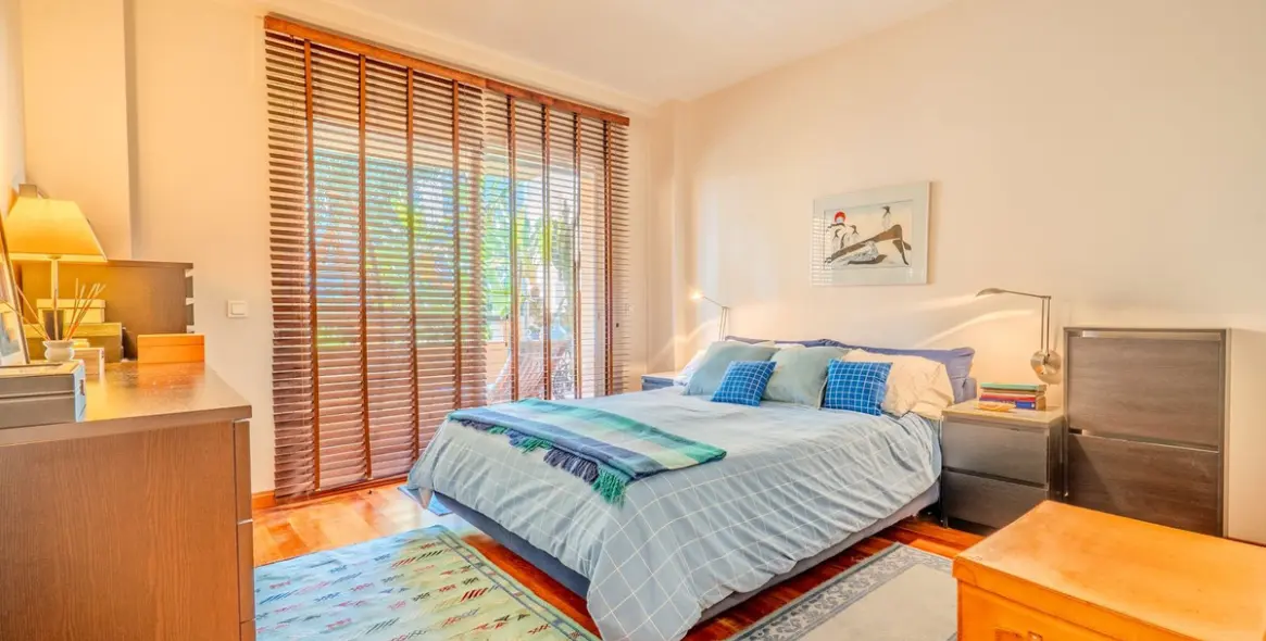 Продажа апартаментов на среднем этаже в Marbella 4