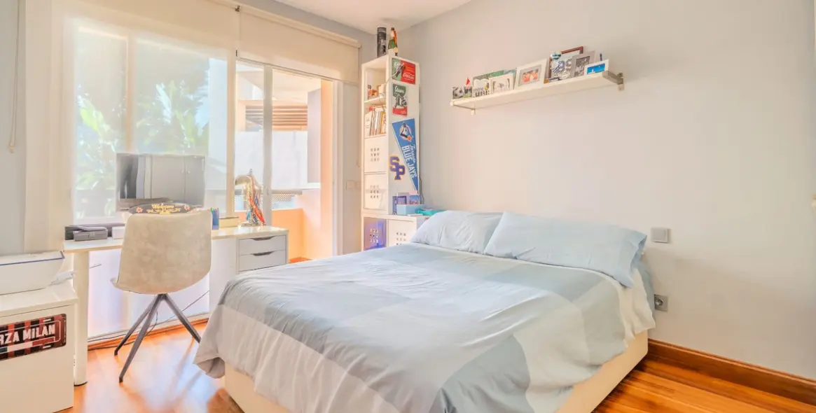 Продажа апартаментов на среднем этаже в Marbella 5