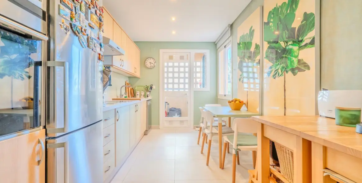 Продажа апартаментов на среднем этаже в Marbella 7