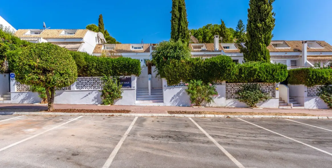 Venta de adosado en Nagüeles 32