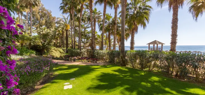 Продажа апартаментов на среднем этаже в The Golden Mile 4