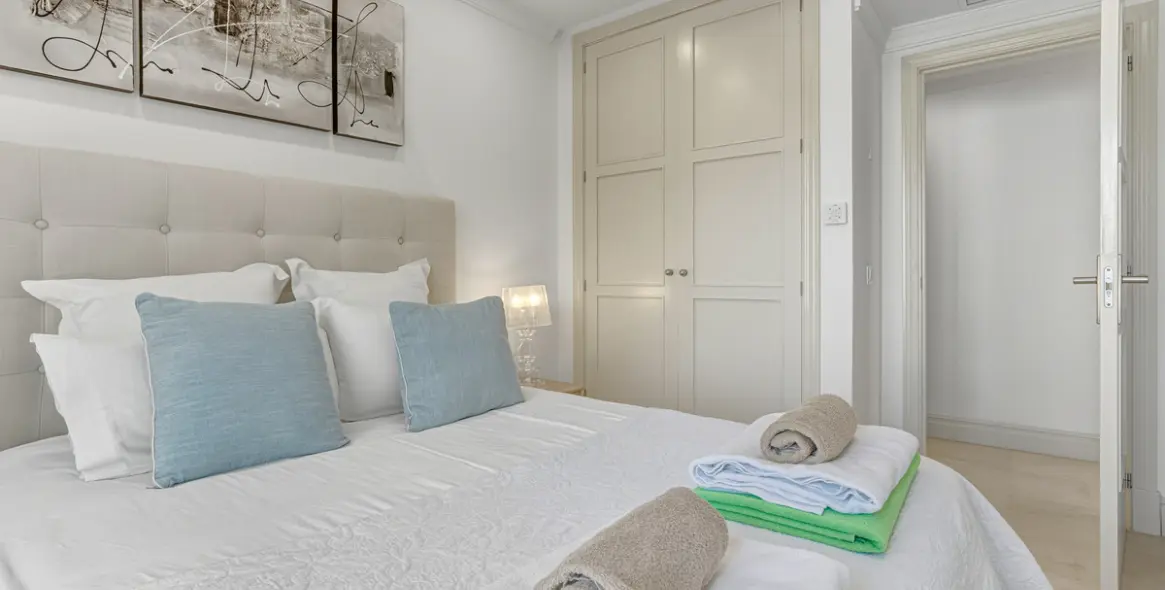 Продажа апартаментов на среднем этаже в The Golden Mile 31