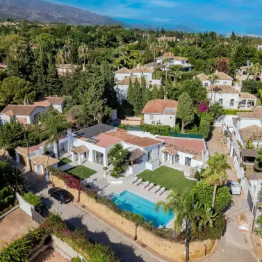 Продажа  отдельно стоящей виллы в Nagüeles