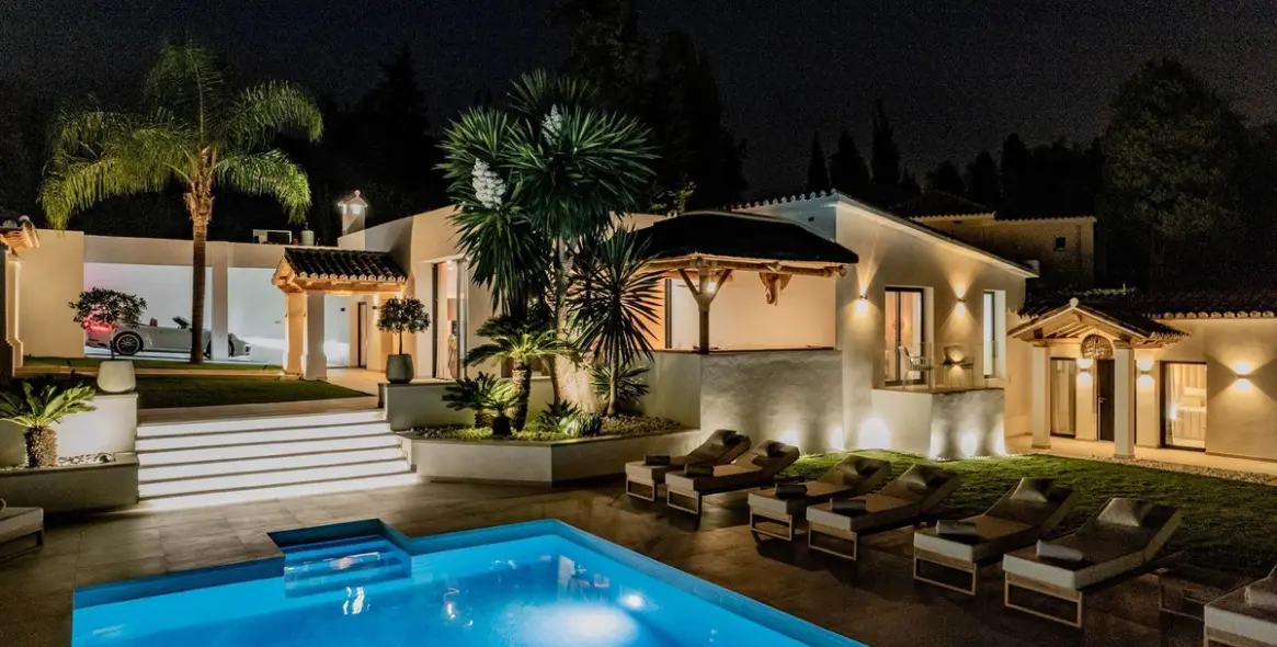 Продажа  отдельно стоящей виллы в Nagüeles 18