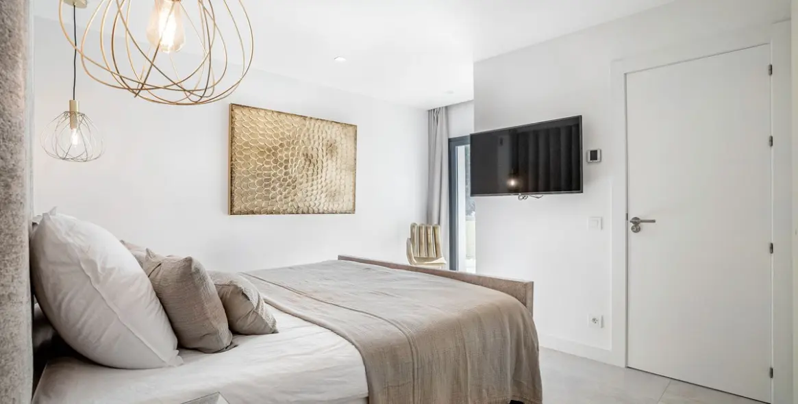 Long-term rent of detached villa in Nagüeles 25