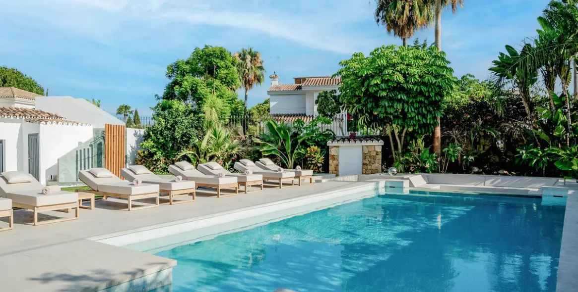 Long-term rent of detached villa in Nagüeles 30