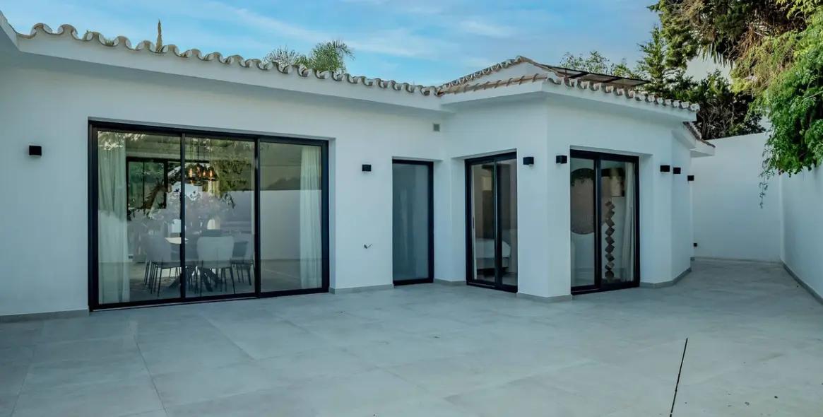 Long-term rent of detached villa in Nagüeles 48