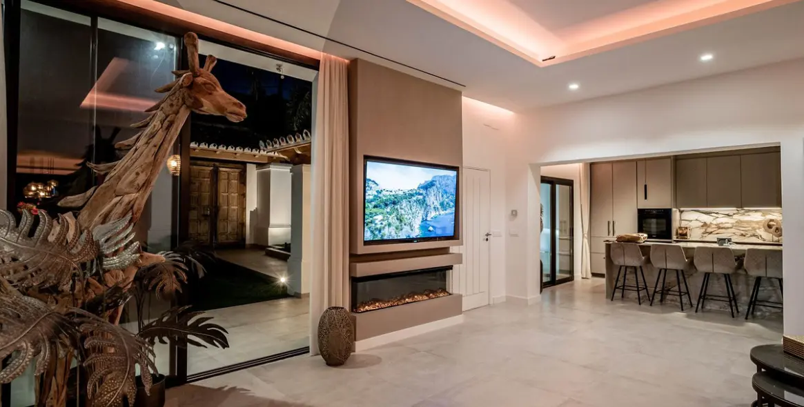 Long-term rent of detached villa in Nagüeles 50