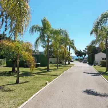 Продажа  жилого участка в Guadalmina Baja