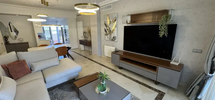 Alquiler a corto plazo de ático en Los Flamingos 0