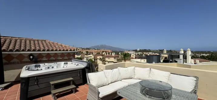 Alquiler a corto plazo de ático en Los Flamingos 4