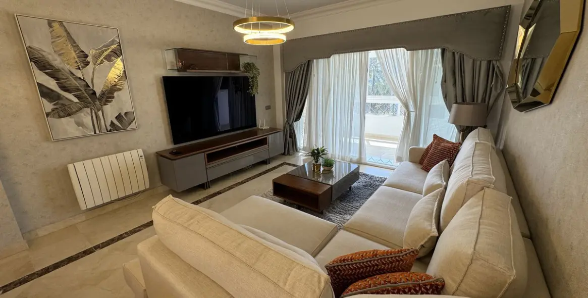 Краткосрочная аренда пентхауса в Los Flamingos 19