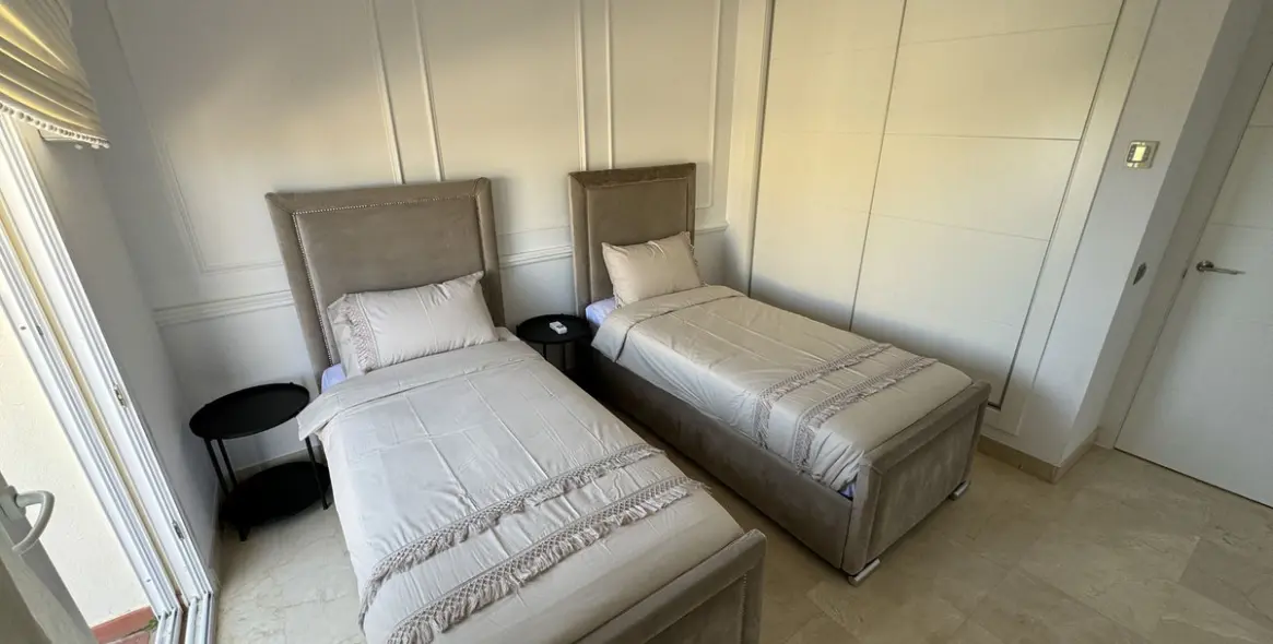 Краткосрочная аренда пентхауса в Los Flamingos 29