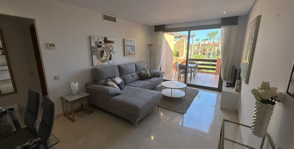 Long-term rent of penthouse in New Golden Mile 1