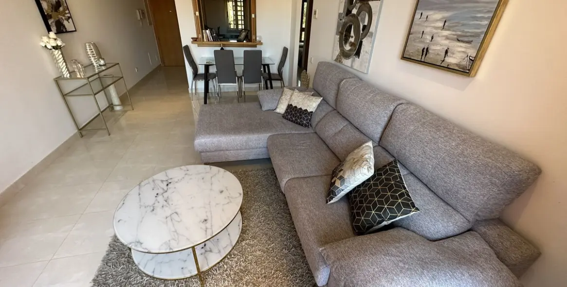 Long-term rent of penthouse in New Golden Mile 2