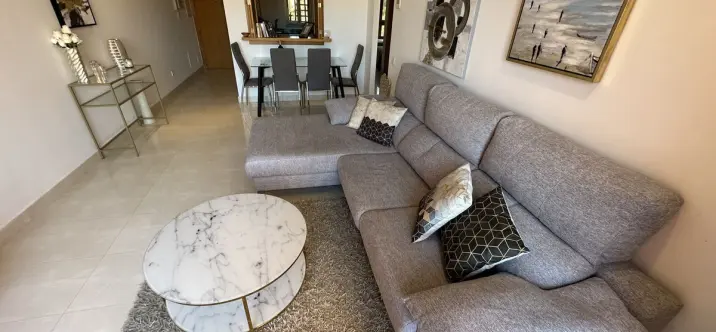 Долгосрочная аренда пентхауса в New Golden Mile 1