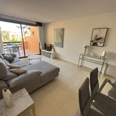 Долгосрочная аренда пентхауса в New Golden Mile