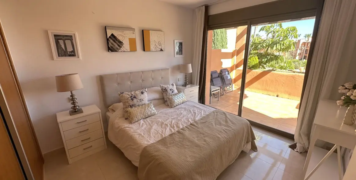 Long-term rent of penthouse in New Golden Mile 5