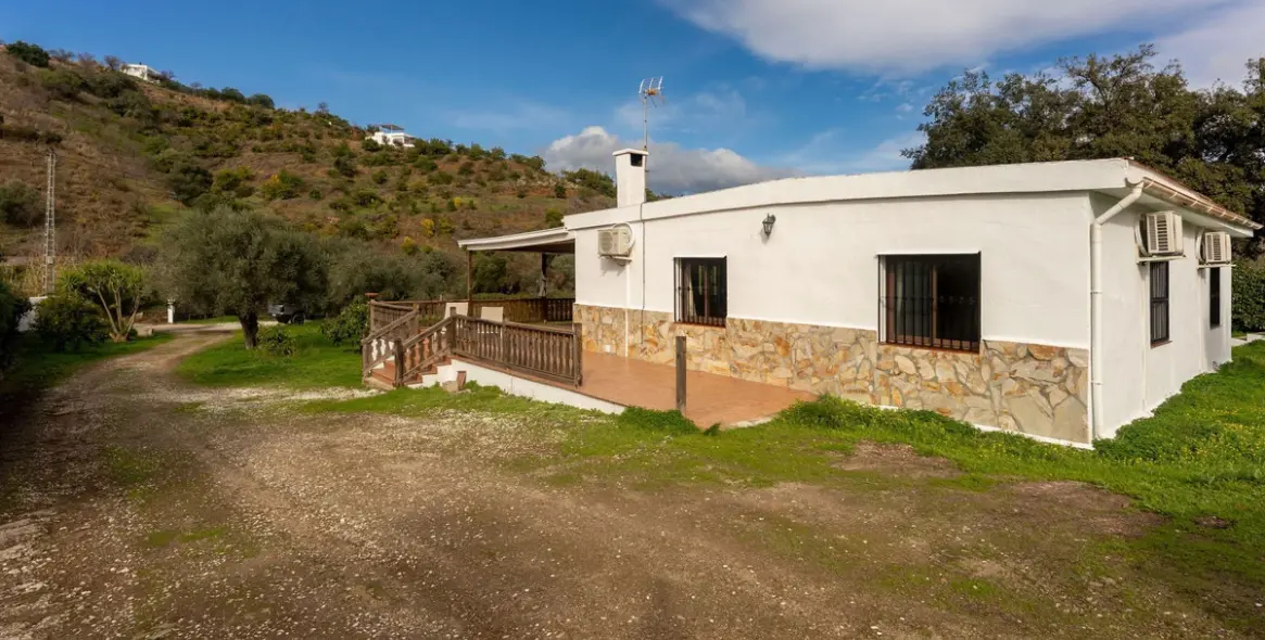 Продажа финки в Monda 31