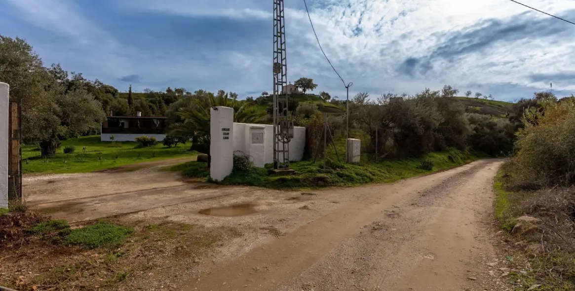 Продажа финки в Monda 35