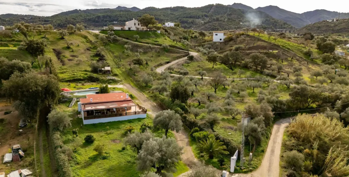 Продажа финки в Monda 38