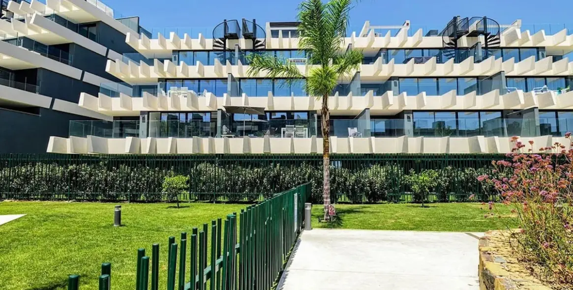 Sale of ground floor apartment in Selwo 10