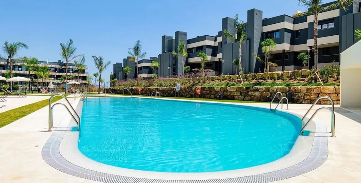 Sale of ground floor apartment in Selwo 16