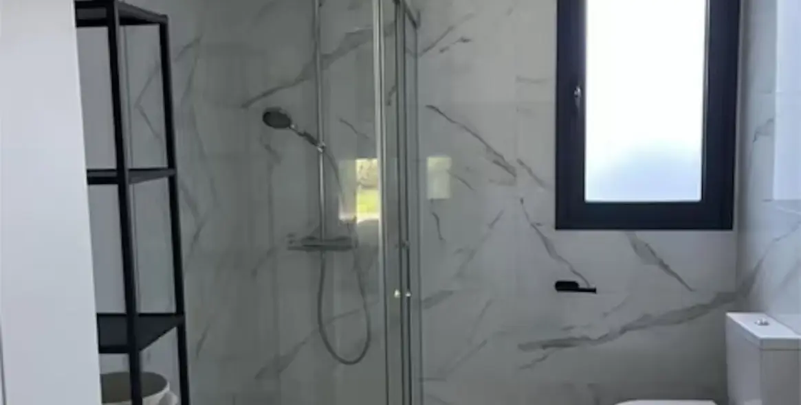 Sale of ground floor apartment in Selwo 8