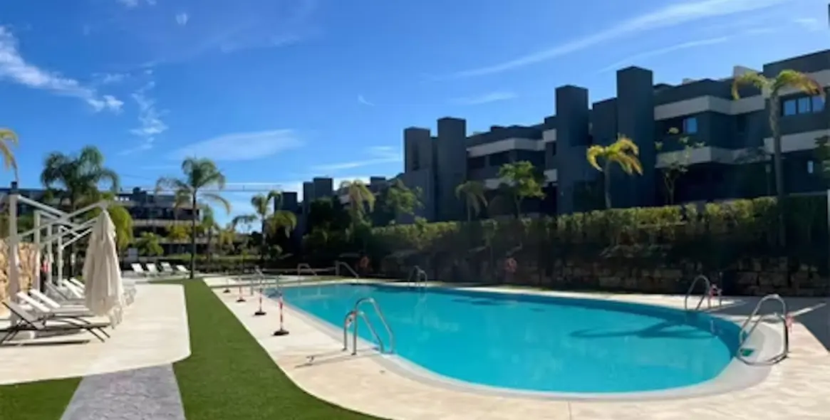 Sale of ground floor apartment in Selwo 11