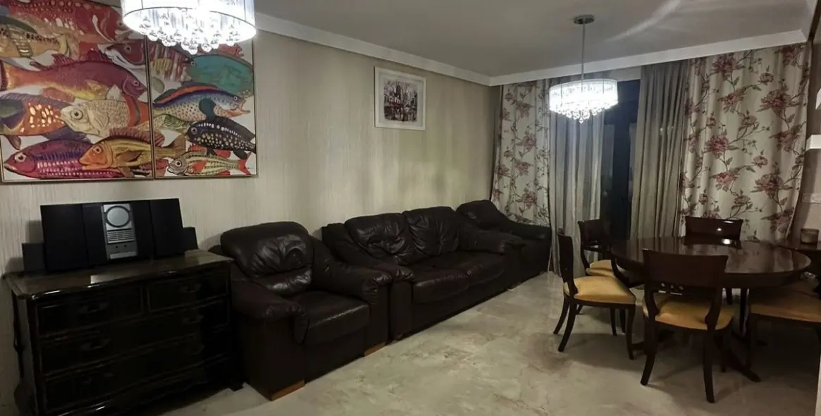 Sale of middle floor apartment in San Pedro de Alcántara 8