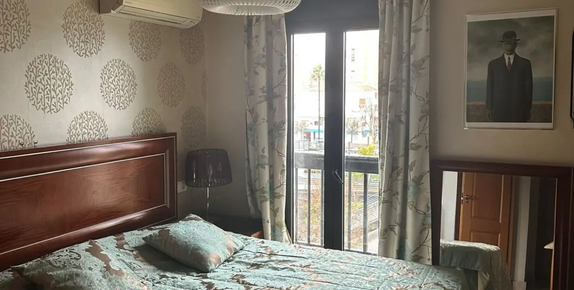 Sale of middle floor apartment in San Pedro de Alcántara 14