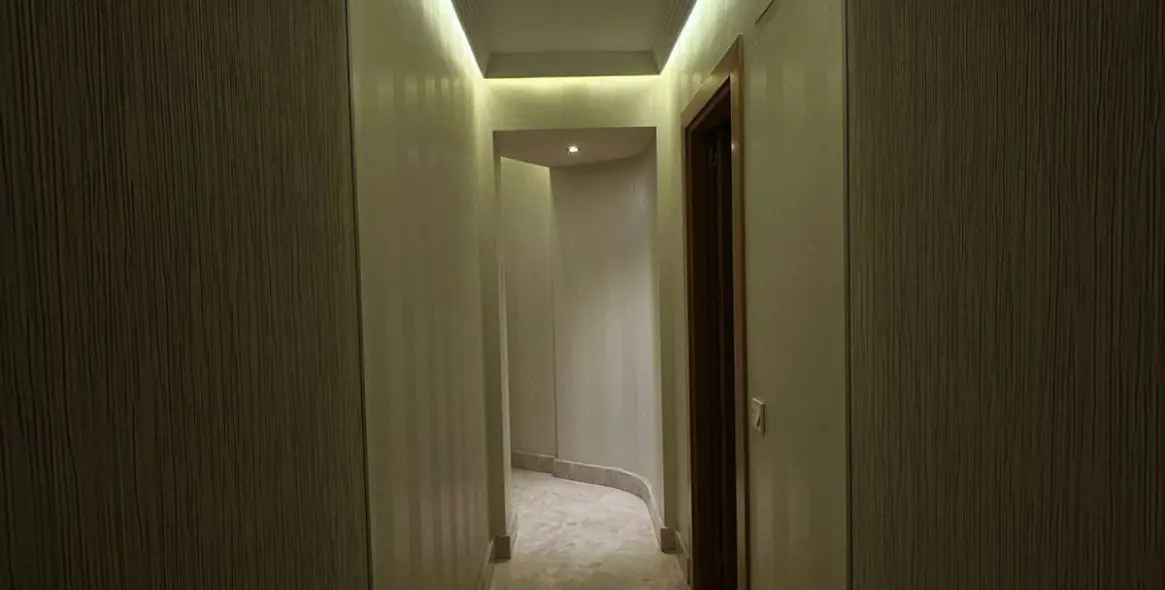 Sale of middle floor apartment in San Pedro de Alcántara 17