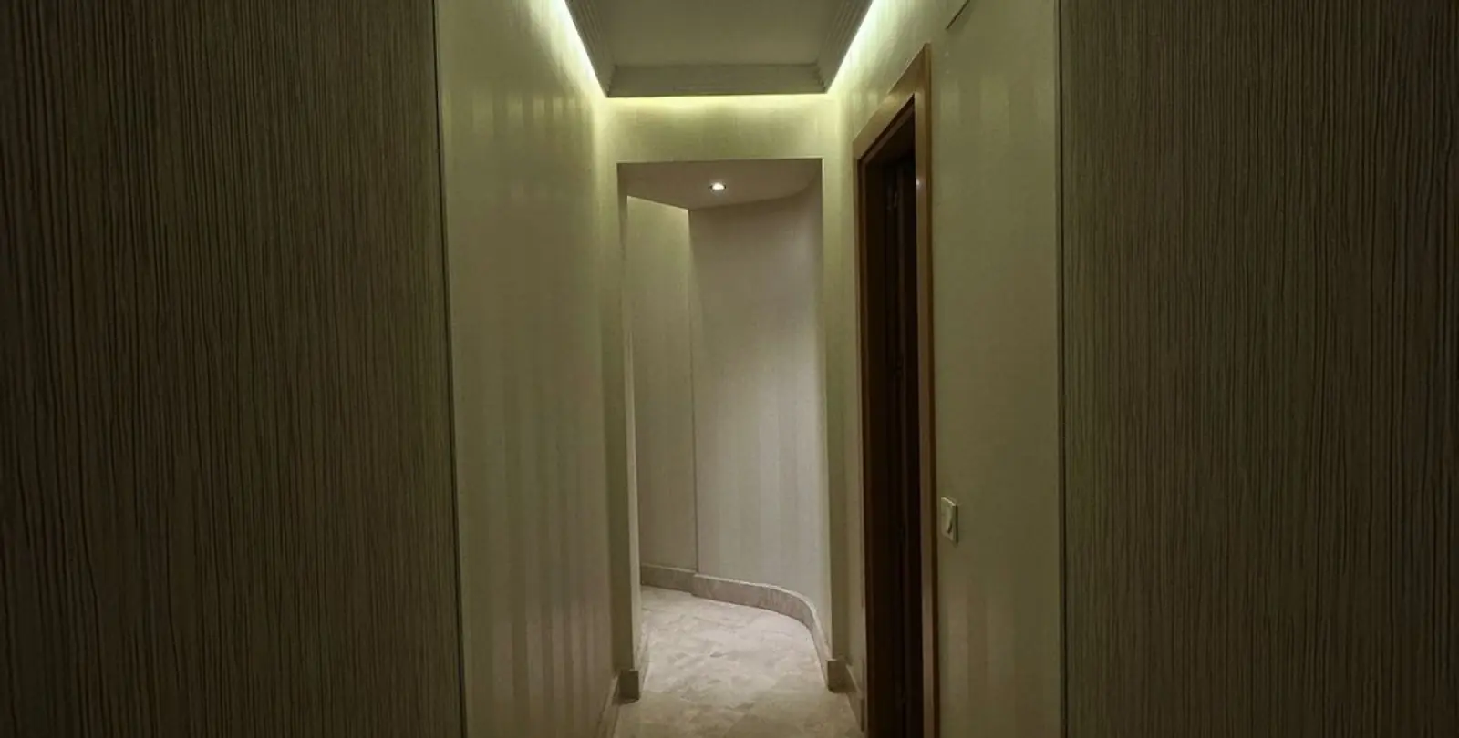 Sale of middle floor apartment in San Pedro de Alcántara 17