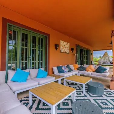 Venta de villa independiente en Nueva Andalucía