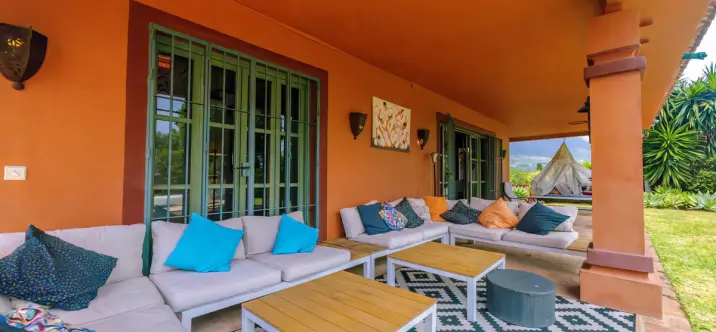 Venta de villa independiente en Nueva Andalucía 1