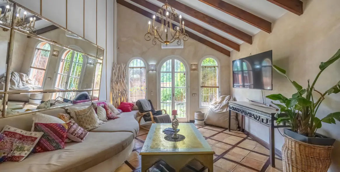 Sale of detached villa in Nueva Andalucía 18