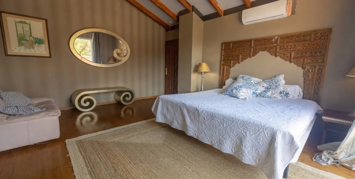 Sale of detached villa in Nueva Andalucía 20