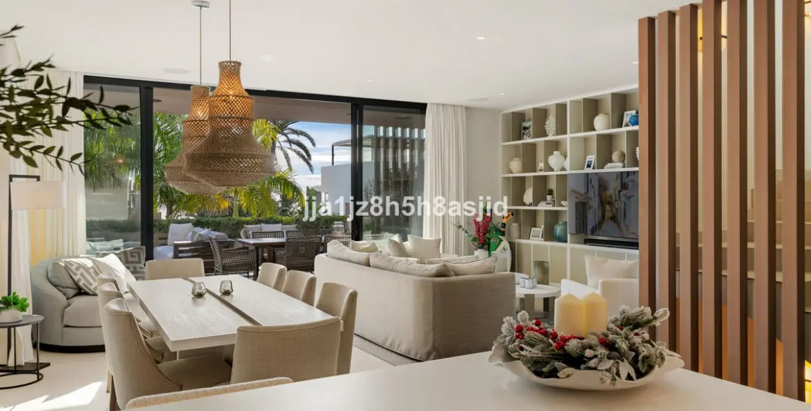 Sale of semi-detached house in Sierra Blanca 7